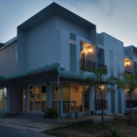 Lin House Hotel Thalang Exterior foto